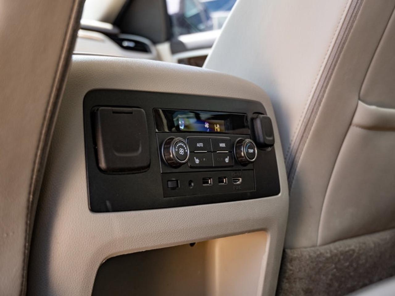 2020 GMC Yukon Denali Photo