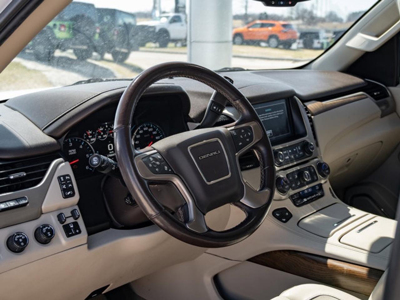 2020 GMC Yukon Denali Photo