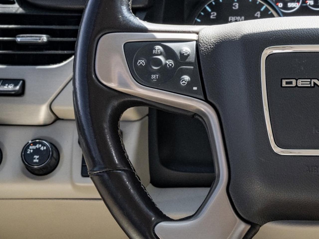 2020 GMC Yukon Denali Photo