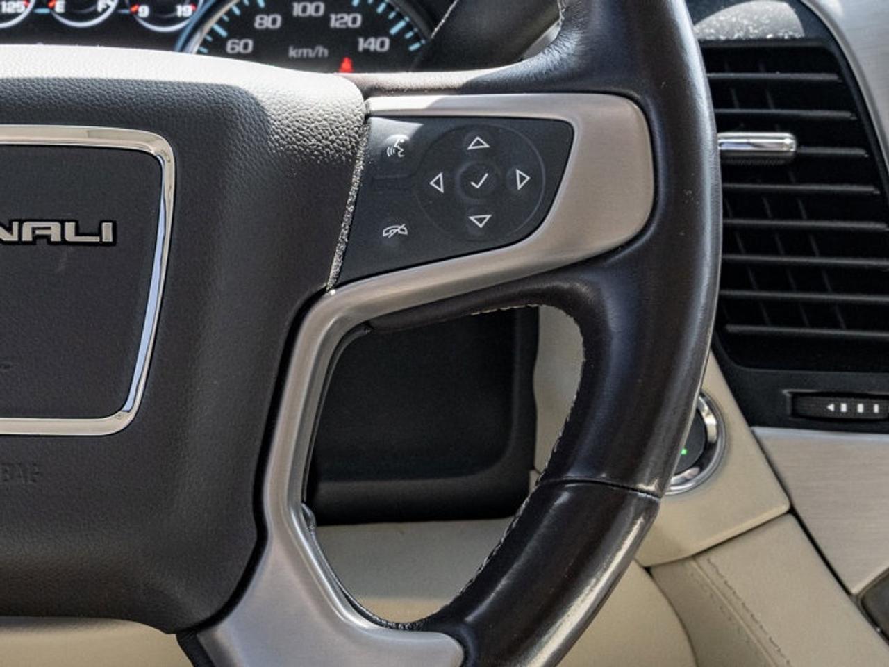 2020 GMC Yukon Denali Photo