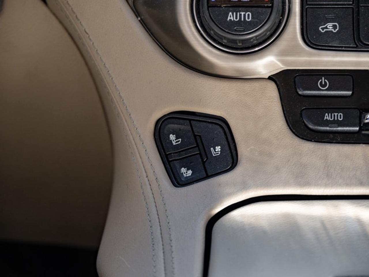 2020 GMC Yukon Denali Photo