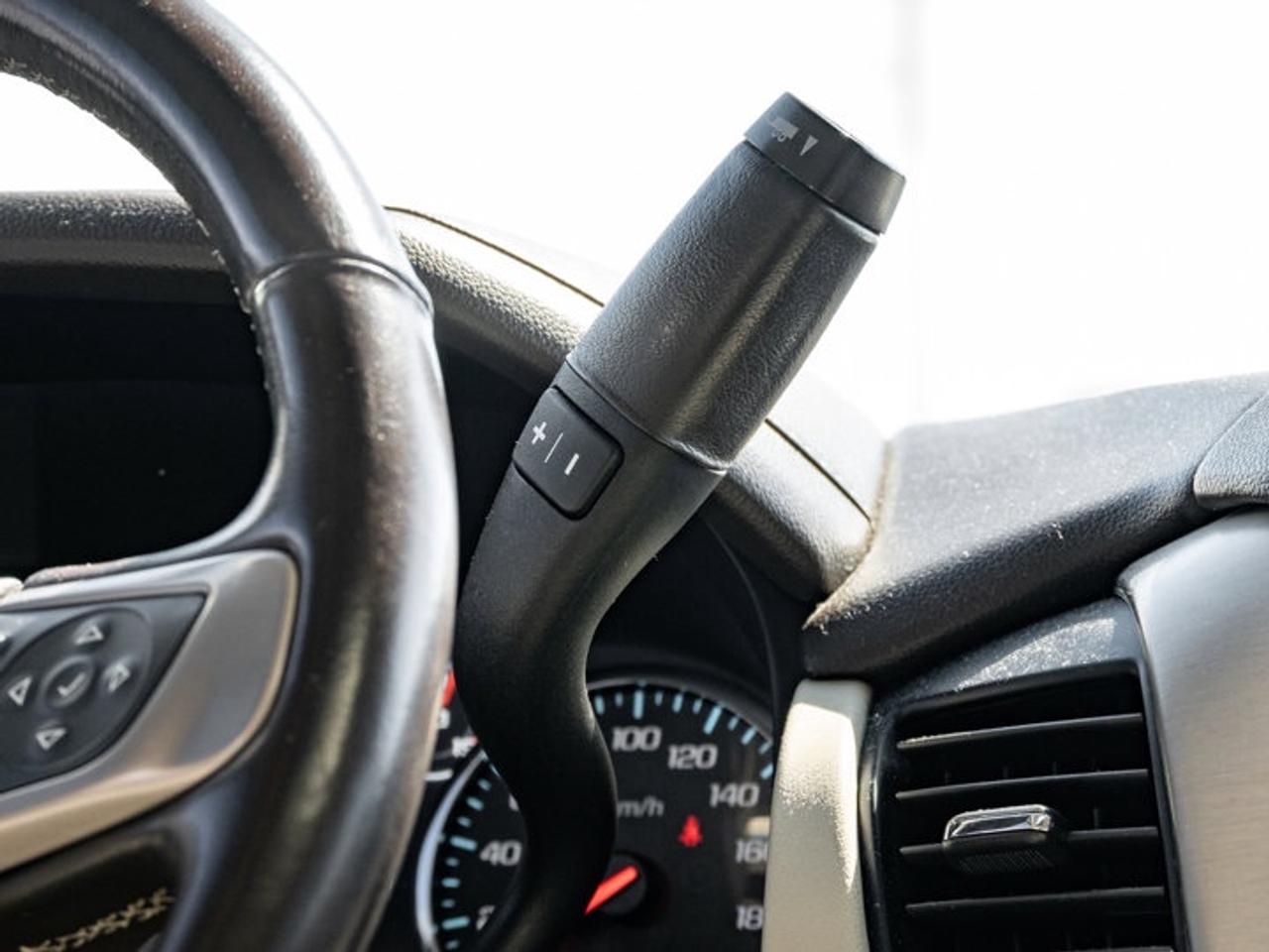 2020 GMC Yukon Denali Photo