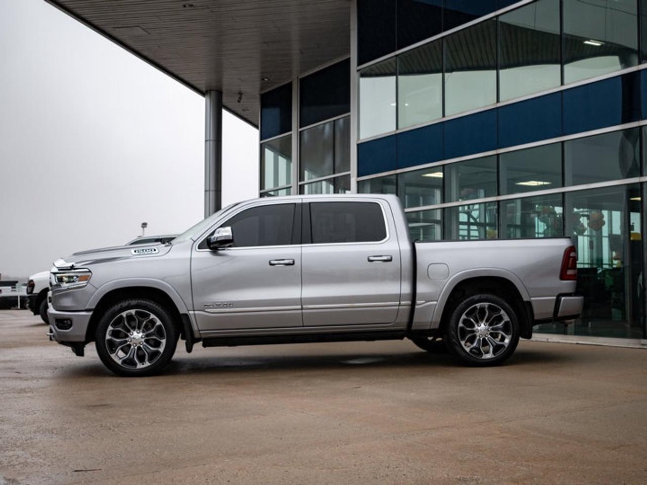 2022 RAM 1500 Limited Photo