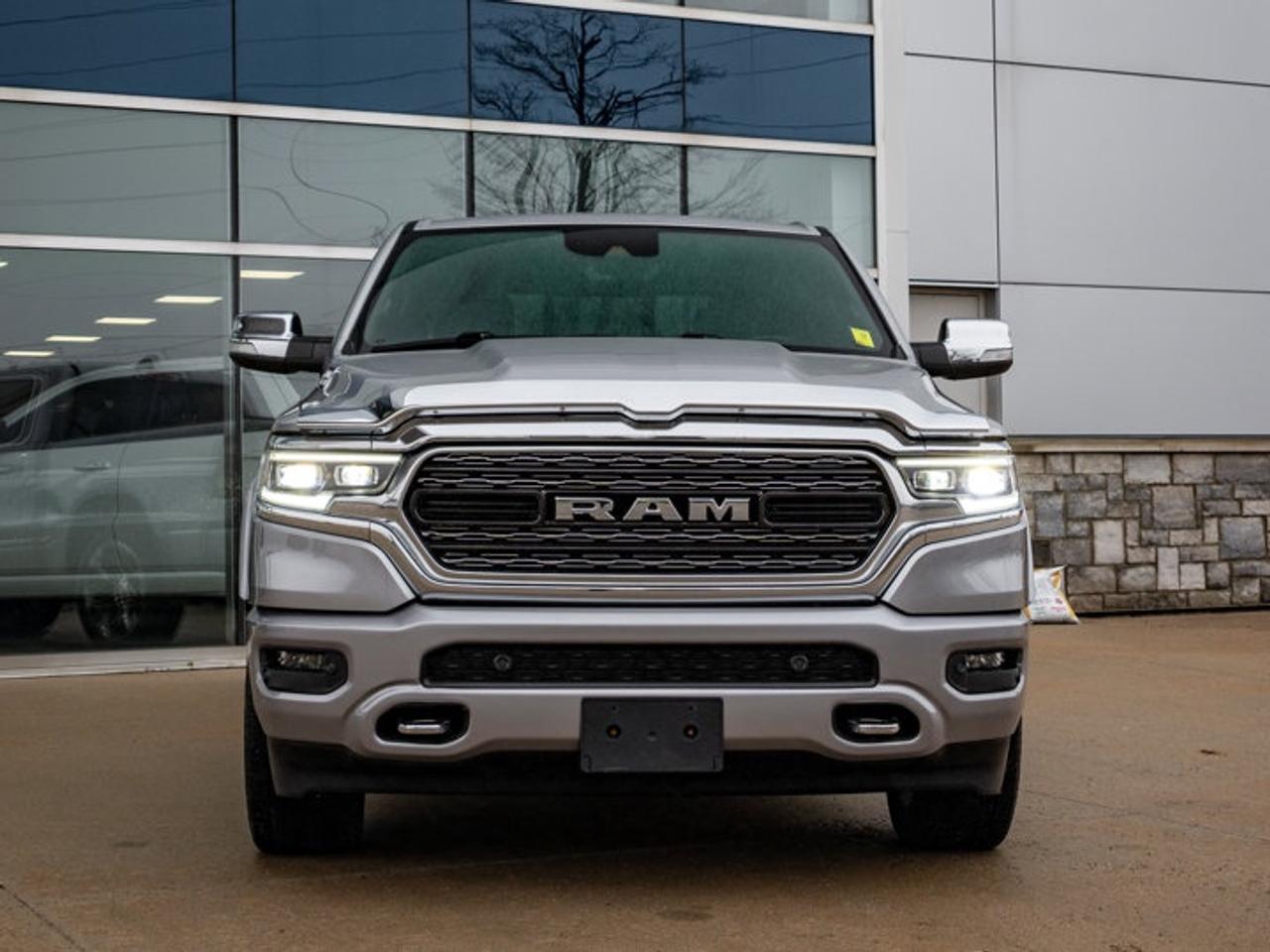 2022 RAM 1500 Limited Photo