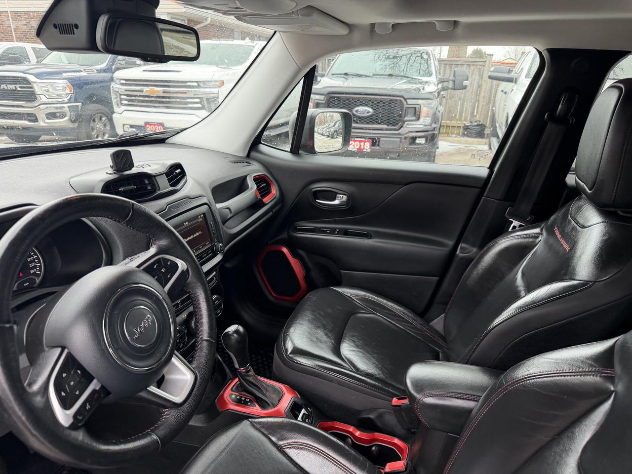 2016 Jeep Renegade Trailhawk | Clean CARFAX Photo