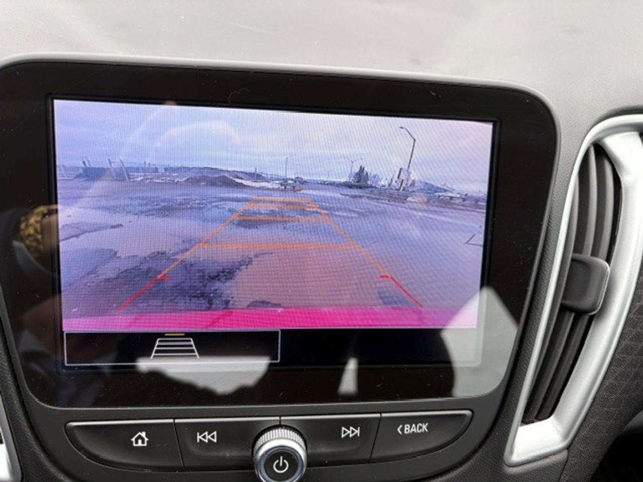 2024 Chevrolet Malibu 1LT Photo4