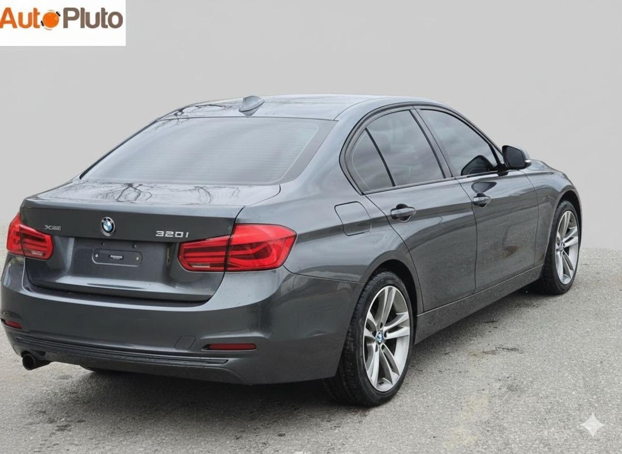 2017 BMW 3 Series 4dr Sdn 320i xDrive AWD Photo