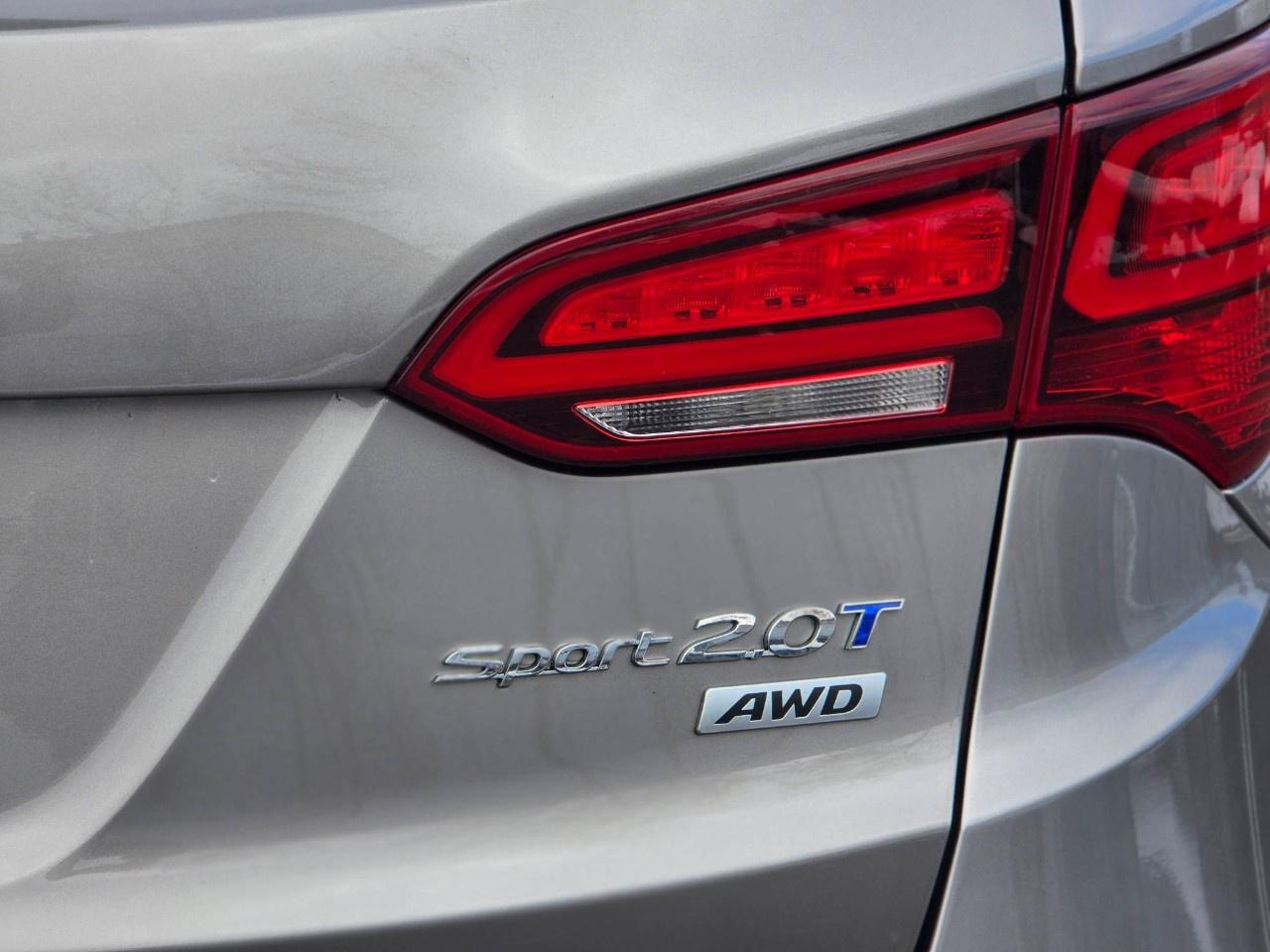 2017 Hyundai Santa Fe Sport AWD 4dr 2.0T Limited Photo