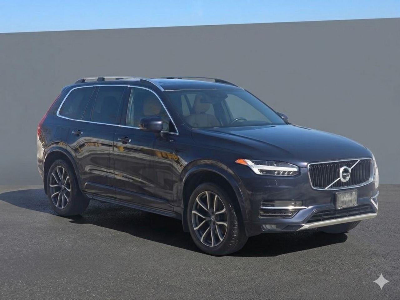 2017 Volvo XC90 AWD 5dr T6 Momentum 7-Passenger Photo2