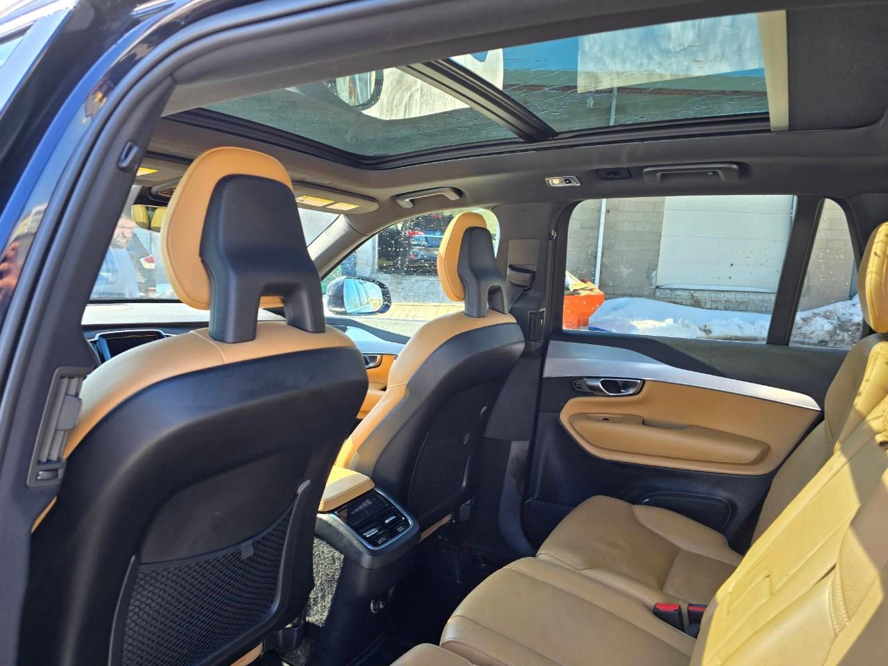 2017 Volvo XC90 AWD 5dr T6 Momentum 7-Passenger Photo