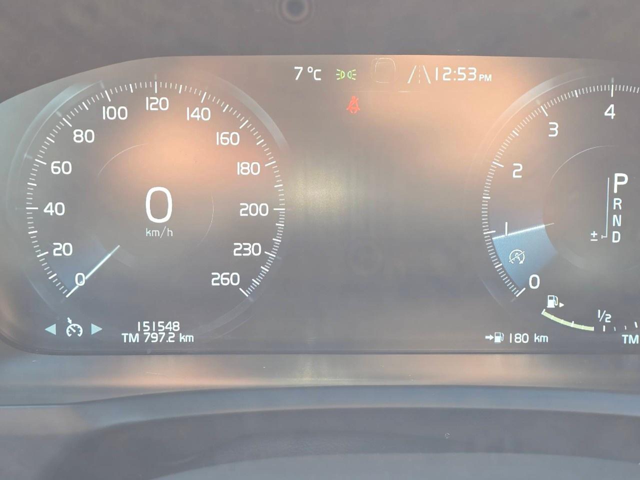 2017 Volvo XC90 AWD 5dr T6 Momentum 7-Passenger Photo