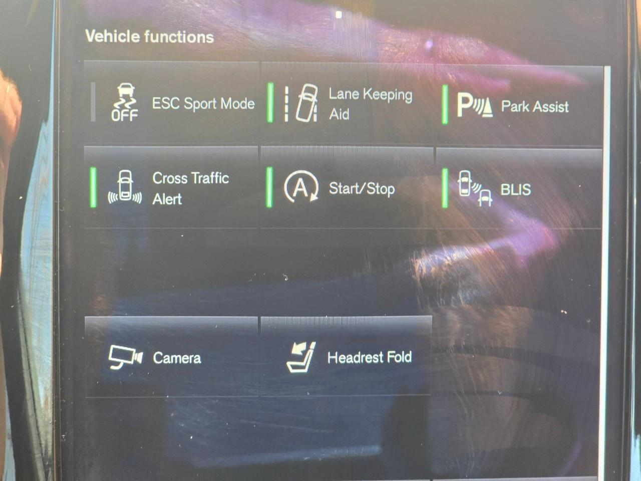 2017 Volvo XC90 AWD 5dr T6 Momentum 7-Passenger Photo