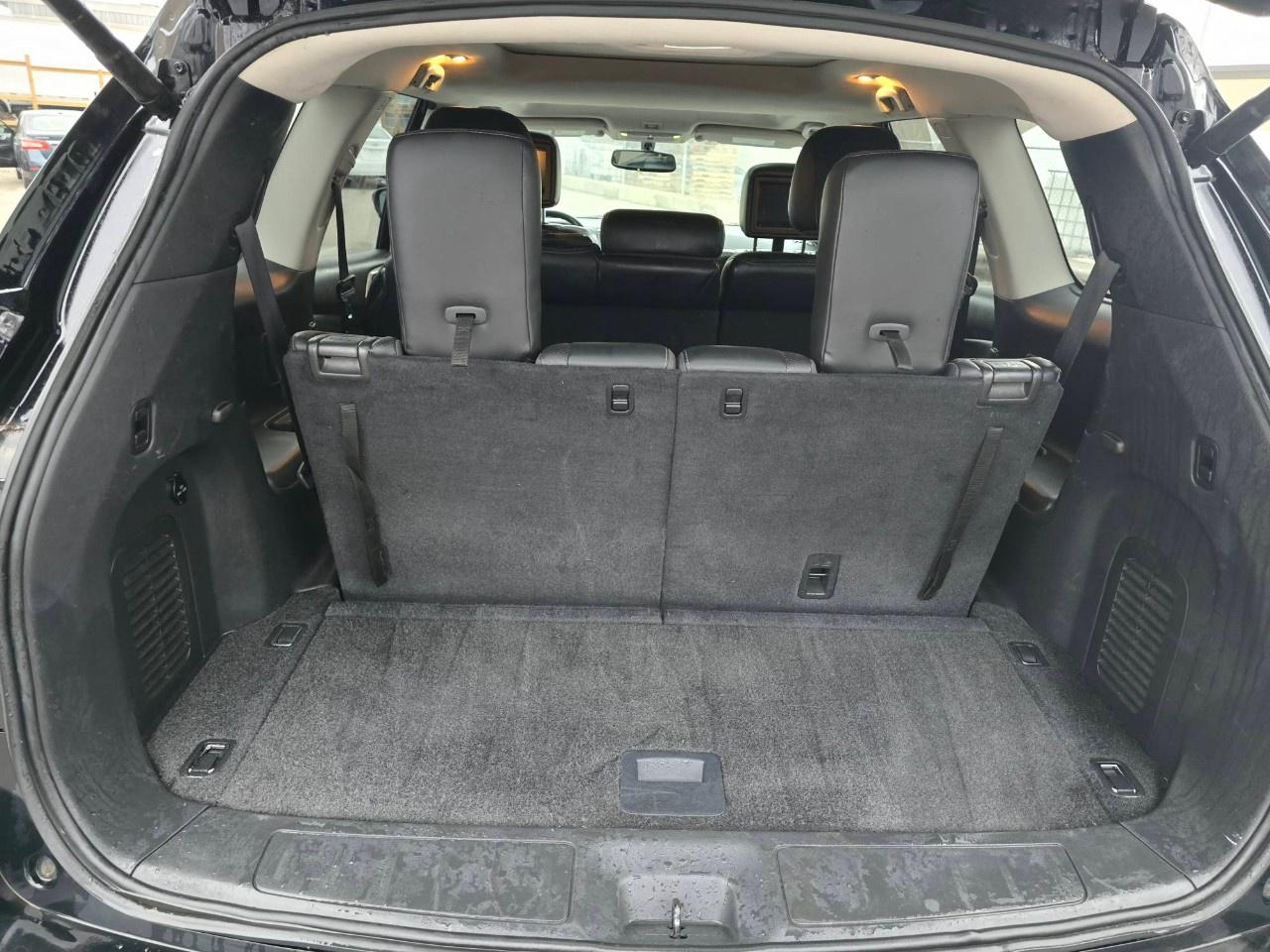 2017 Nissan Pathfinder 4WD 4DR PLATINUM Photo