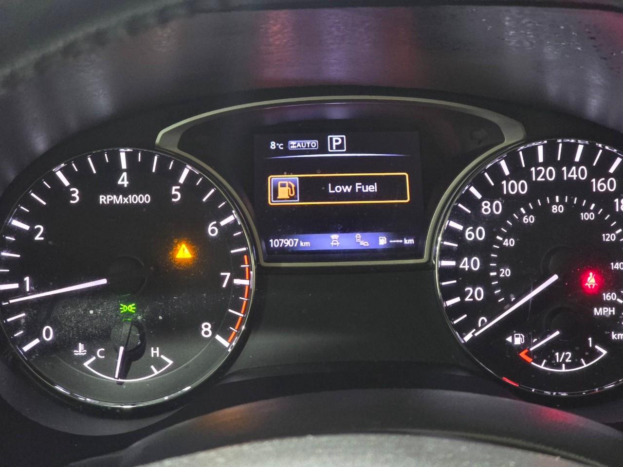 2017 Nissan Pathfinder 4WD 4DR PLATINUM Photo