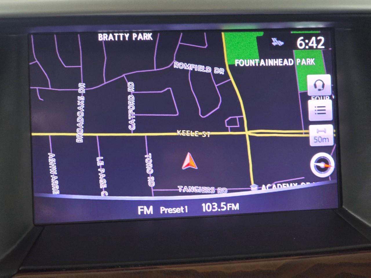 2017 Nissan Pathfinder 4WD 4DR PLATINUM Photo