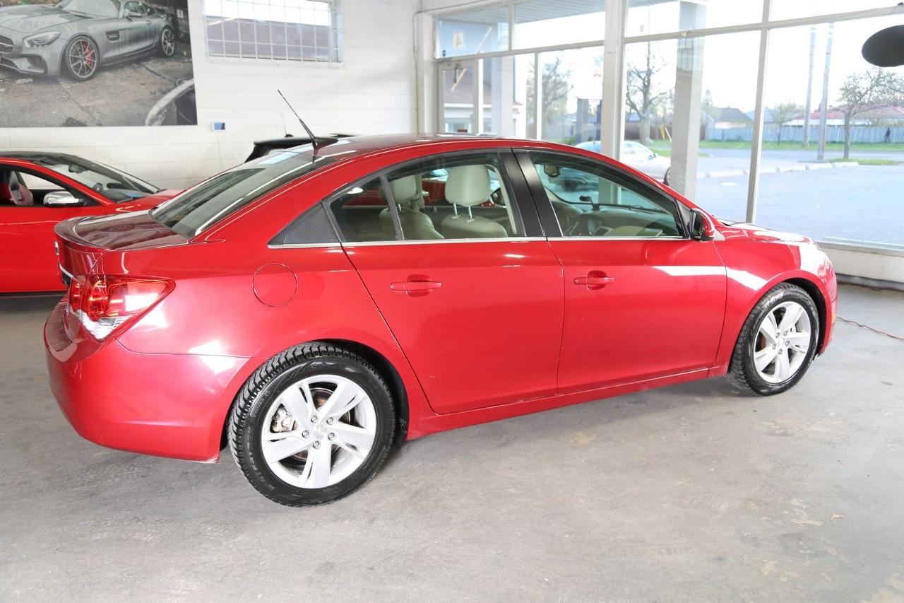 2014 Chevrolet Cruze 4DR SDN DIESEL Photo