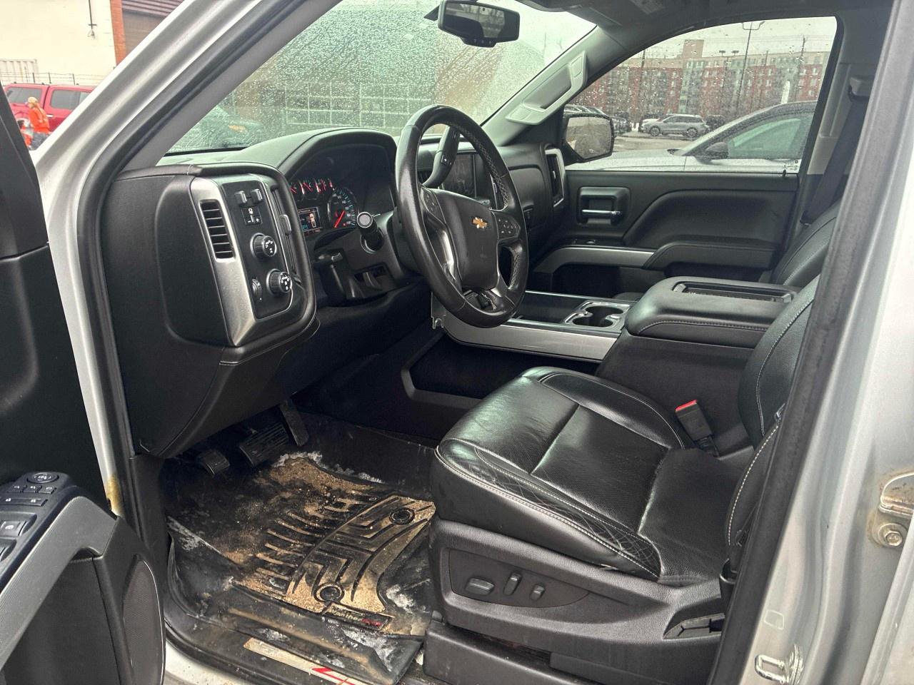 2017 Chevrolet Silverado 1500 Crew Cab Short Box 4-Wheel Drive LTZ w/2LZ Photo