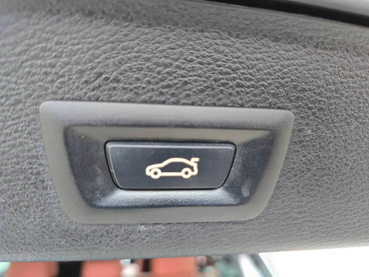 2014 BMW X3 AWD 4DR XDRIVE28i Photo