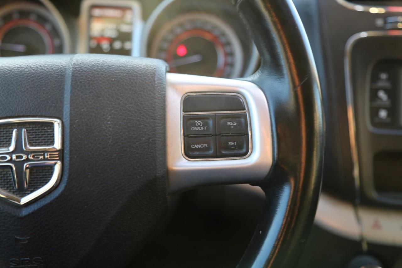 2019 Dodge Journey SXT FWD Photo