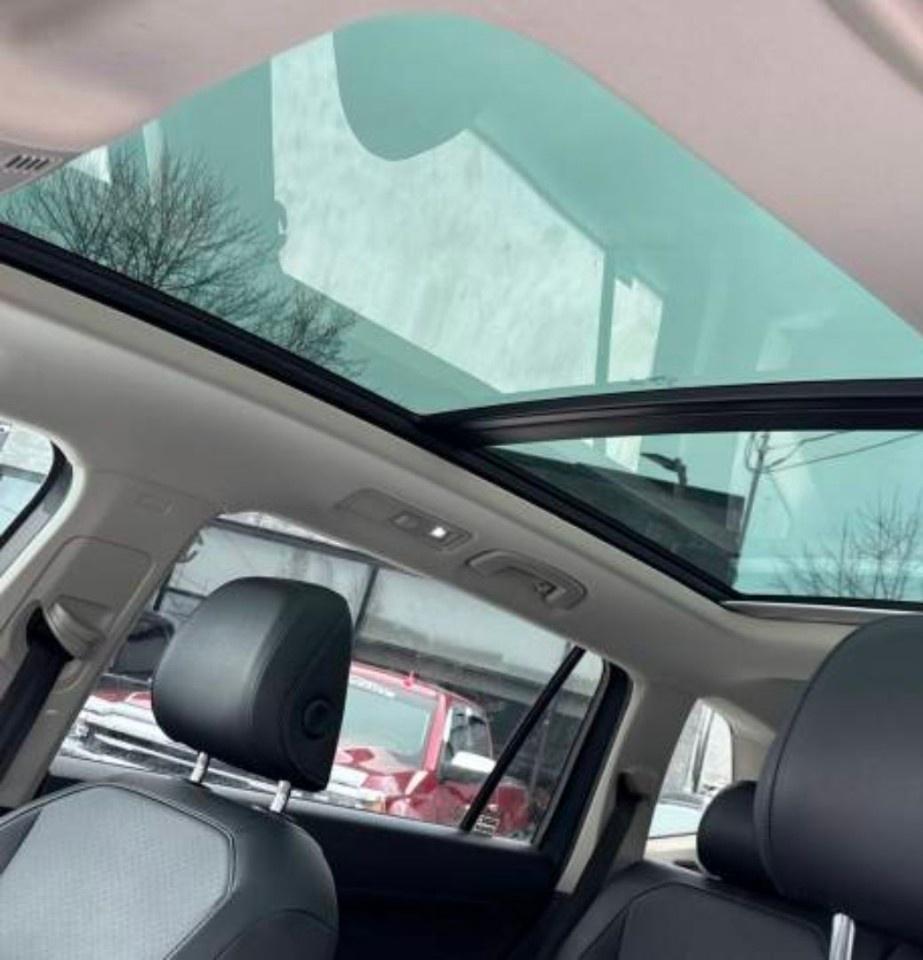 2018 Volkswagen Tiguan Comfortline 4MOTION *Ltd Avail* Photo