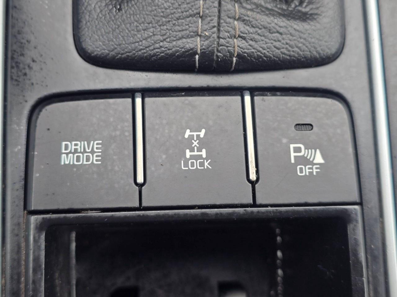 2016 Kia Sorento AWD 4DR 3.3L EX+ 7-SEATER Photo