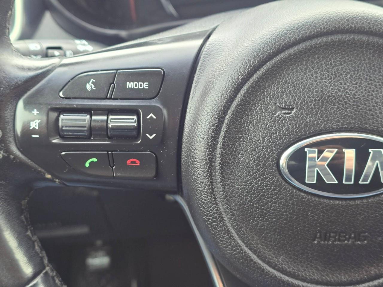 2016 Kia Sorento AWD 4DR 3.3L EX+ 7-SEATER Photo