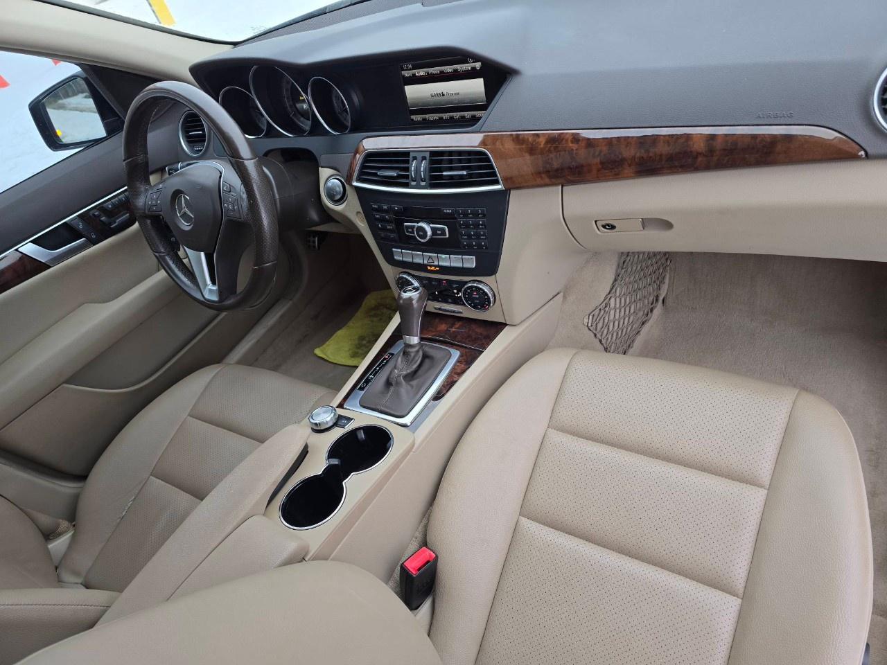 2014 Mercedes-Benz C-Class C 350 4MATIC Sedan Photo