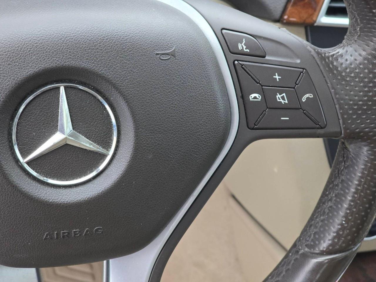 2014 Mercedes-Benz C-Class C 350 4MATIC Sedan Photo