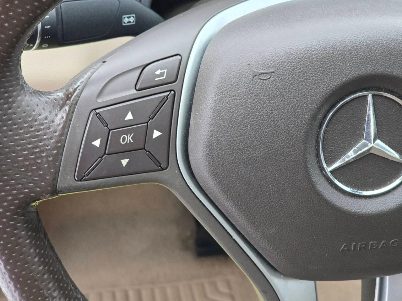 2014 Mercedes-Benz C-Class C 350 4MATIC Sedan Photo