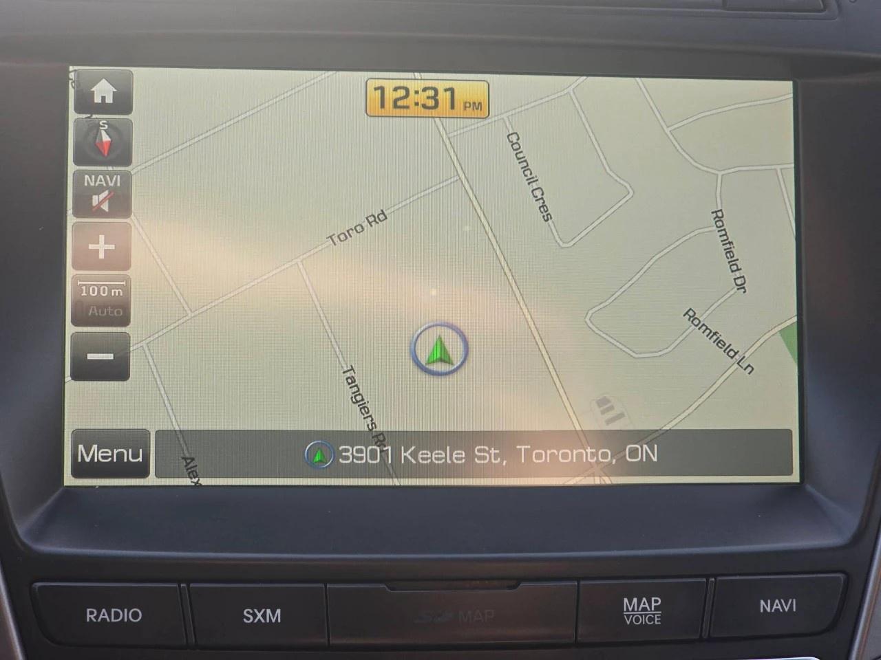 2017 Hyundai Santa Fe XL AWD 4dr Luxury Photo