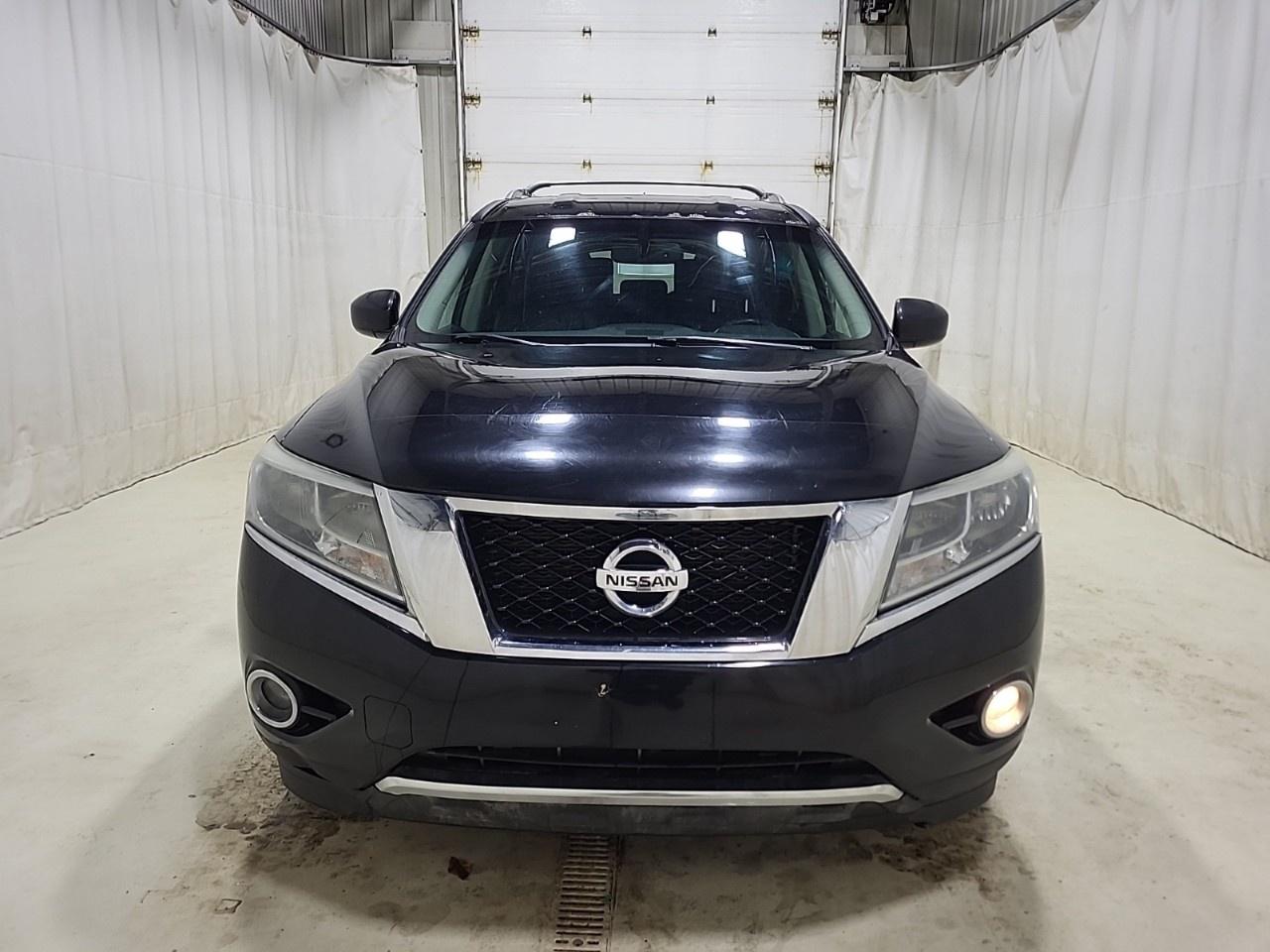 2016 Nissan Pathfinder 4WD 4DR SL Photo