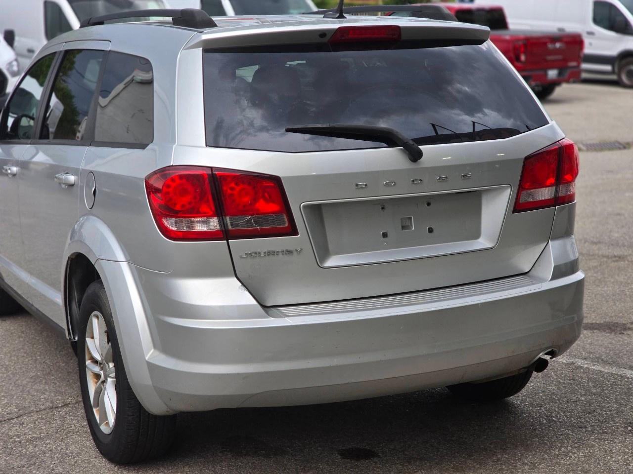 2011 Dodge Journey FWD 4dr Canada Value Pkg Photo
