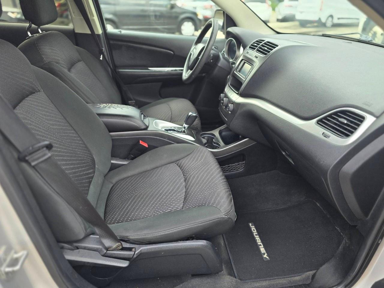 2011 Dodge Journey FWD 4dr Canada Value Pkg Photo