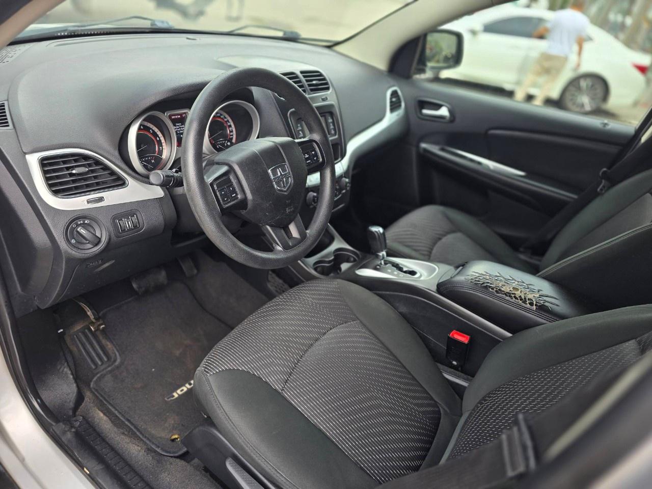 2011 Dodge Journey FWD 4dr Canada Value Pkg Photo