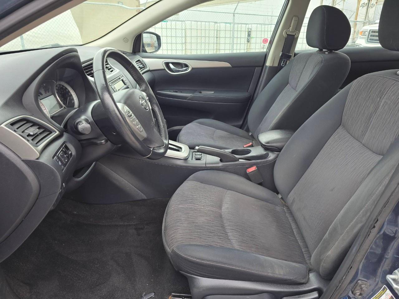 2015 Nissan Sentra 4DR SDN CVT SV Photo