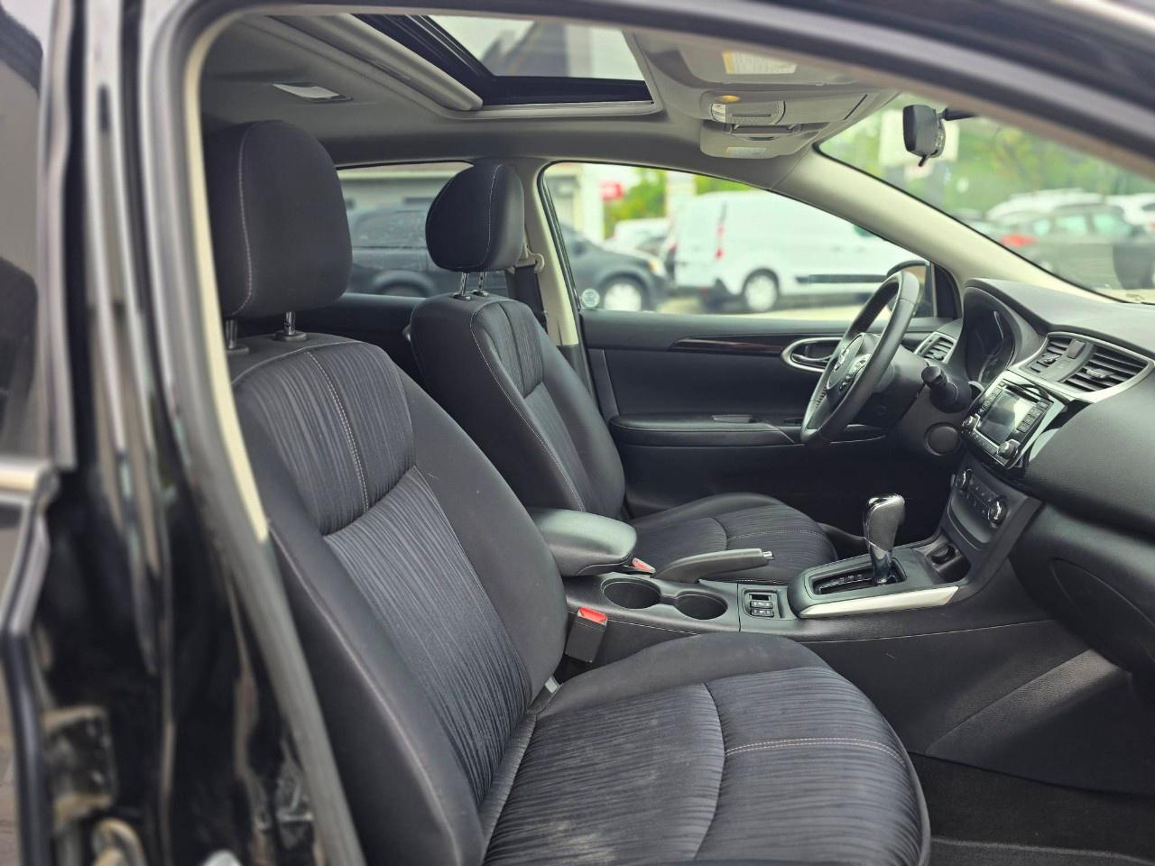 2016 Nissan Sentra 4DR SDN CVT SV Photo