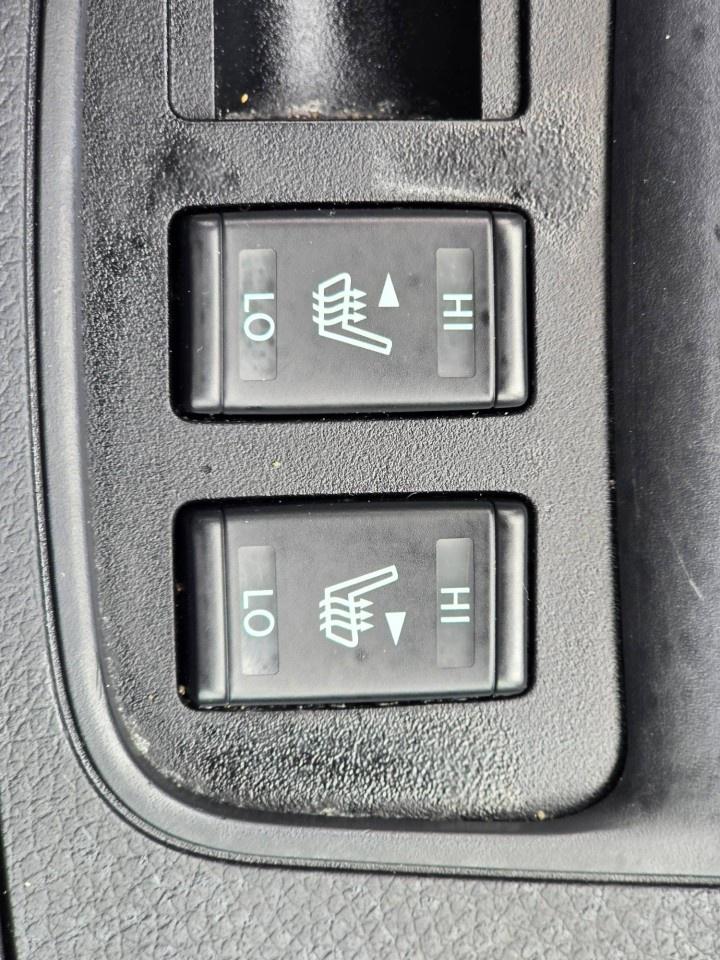 2016 Nissan Sentra 4DR SDN CVT SV Photo