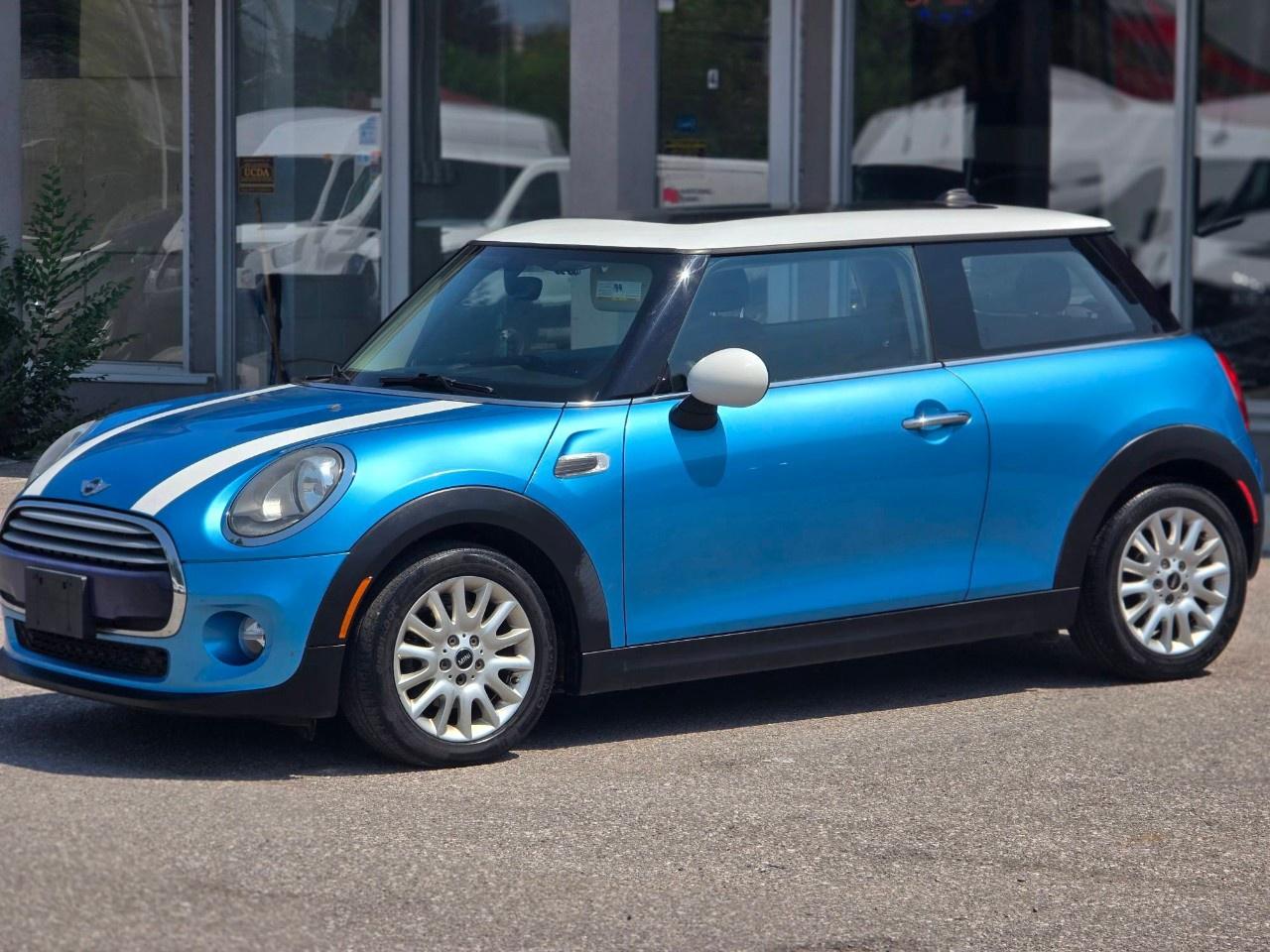 2015 MINI Cooper Hardtop 3dr HB Photo