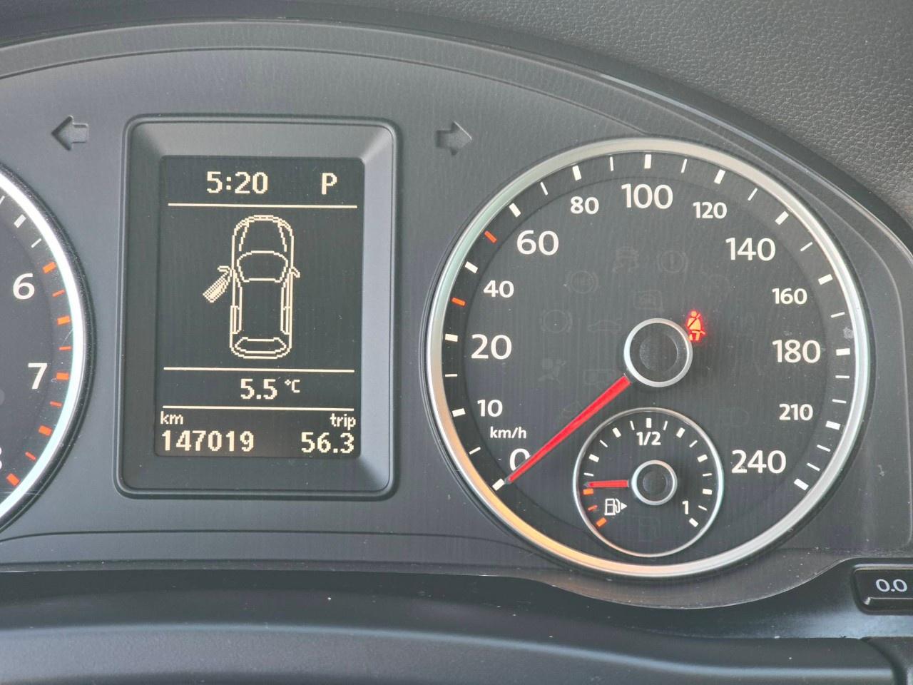 2017 Volkswagen Tiguan 4MOTION 4dr Wolfsburg Edition Photo