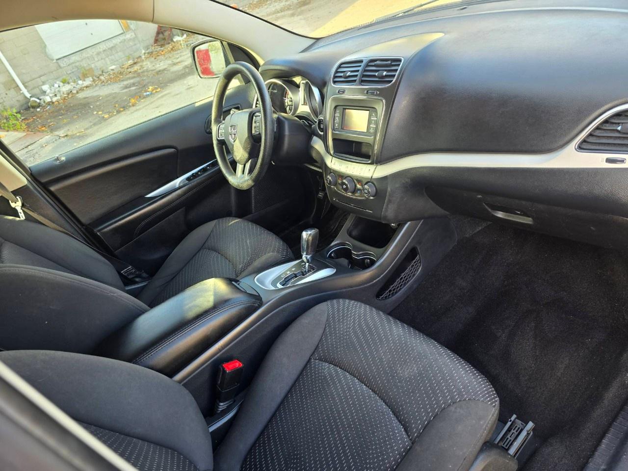 2017 Dodge Journey FWD 4dr Canada Value Pkg Photo