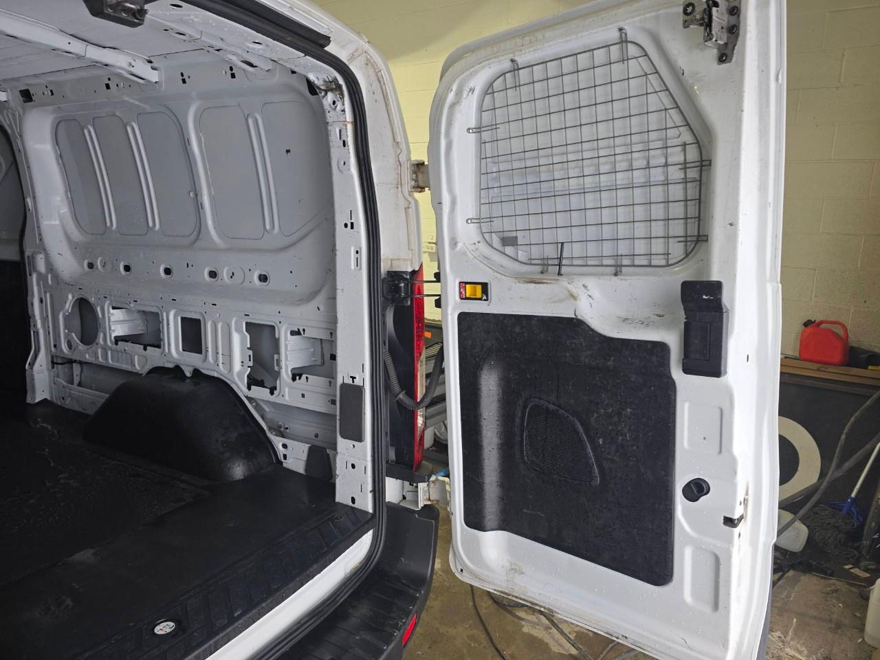 2021 Ford Transit Cargo Van T-150 148" Low Rf 8670 GVWR RWD Photo