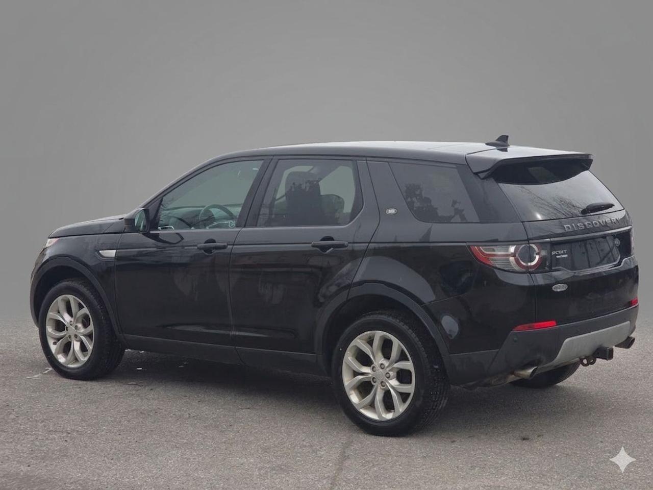 2016 Land Rover Discovery Sport 4WD 4dr HSE Photo2