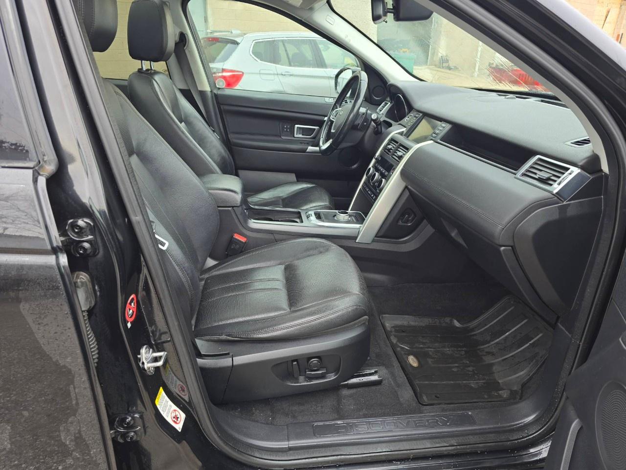 2016 Land Rover Discovery Sport 4WD 4dr HSE Photo