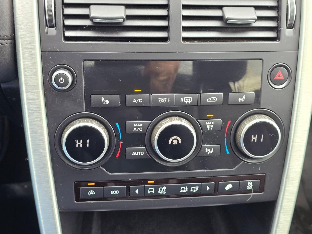 2016 Land Rover Discovery Sport 4WD 4dr HSE Photo