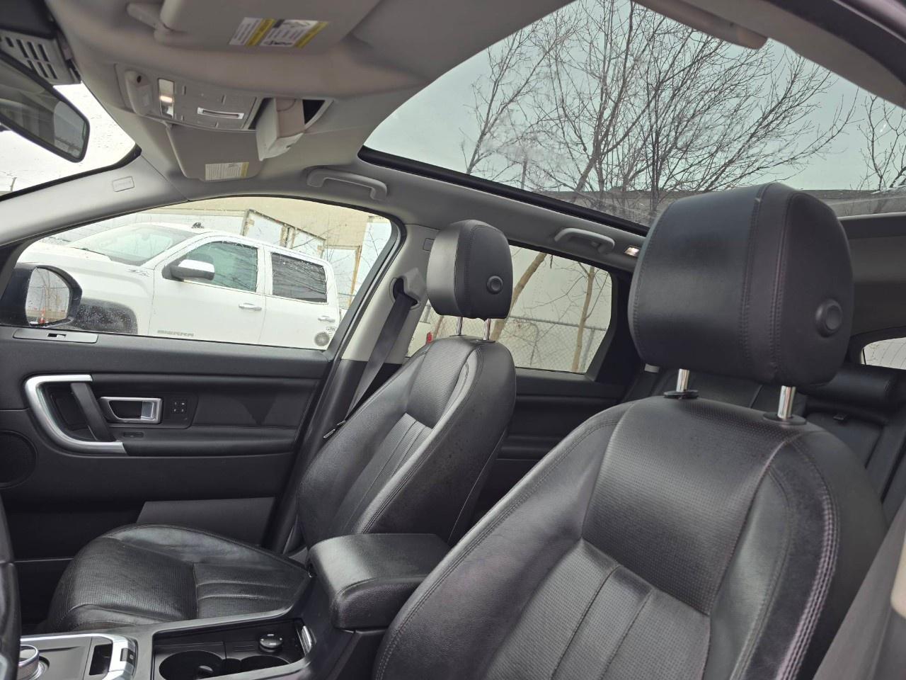 2016 Land Rover Discovery Sport 4WD 4dr HSE Photo