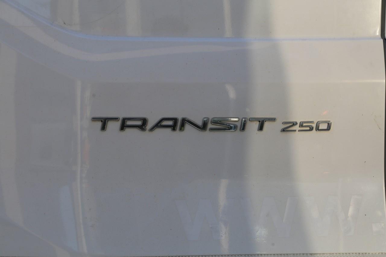 2016 Ford Transit Cargo Van T-250 148" Med Rf 9000 GVWR Sliding RH Dr Photo