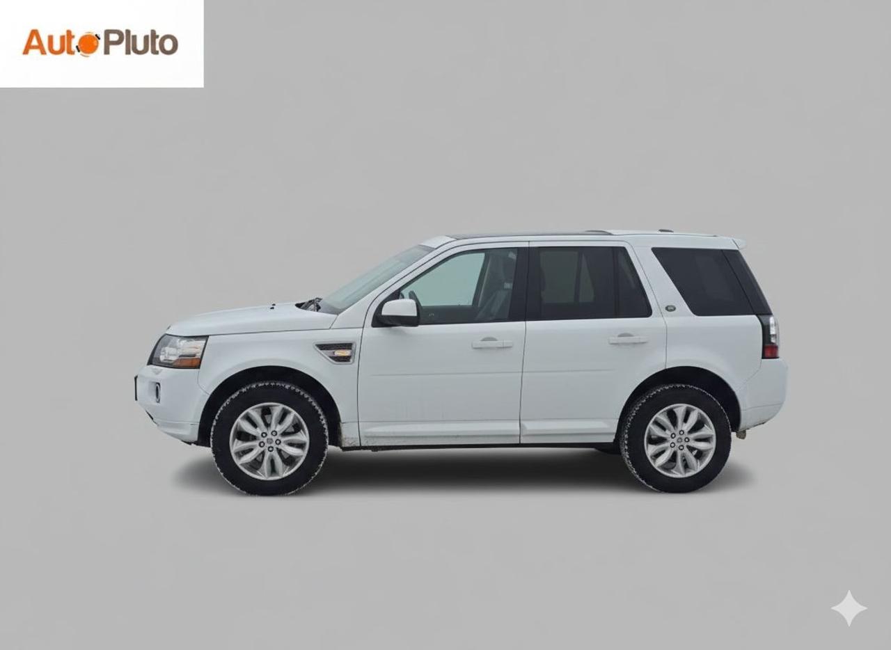 2014 Land Rover LR2 AWD 4dr HSE Photo3