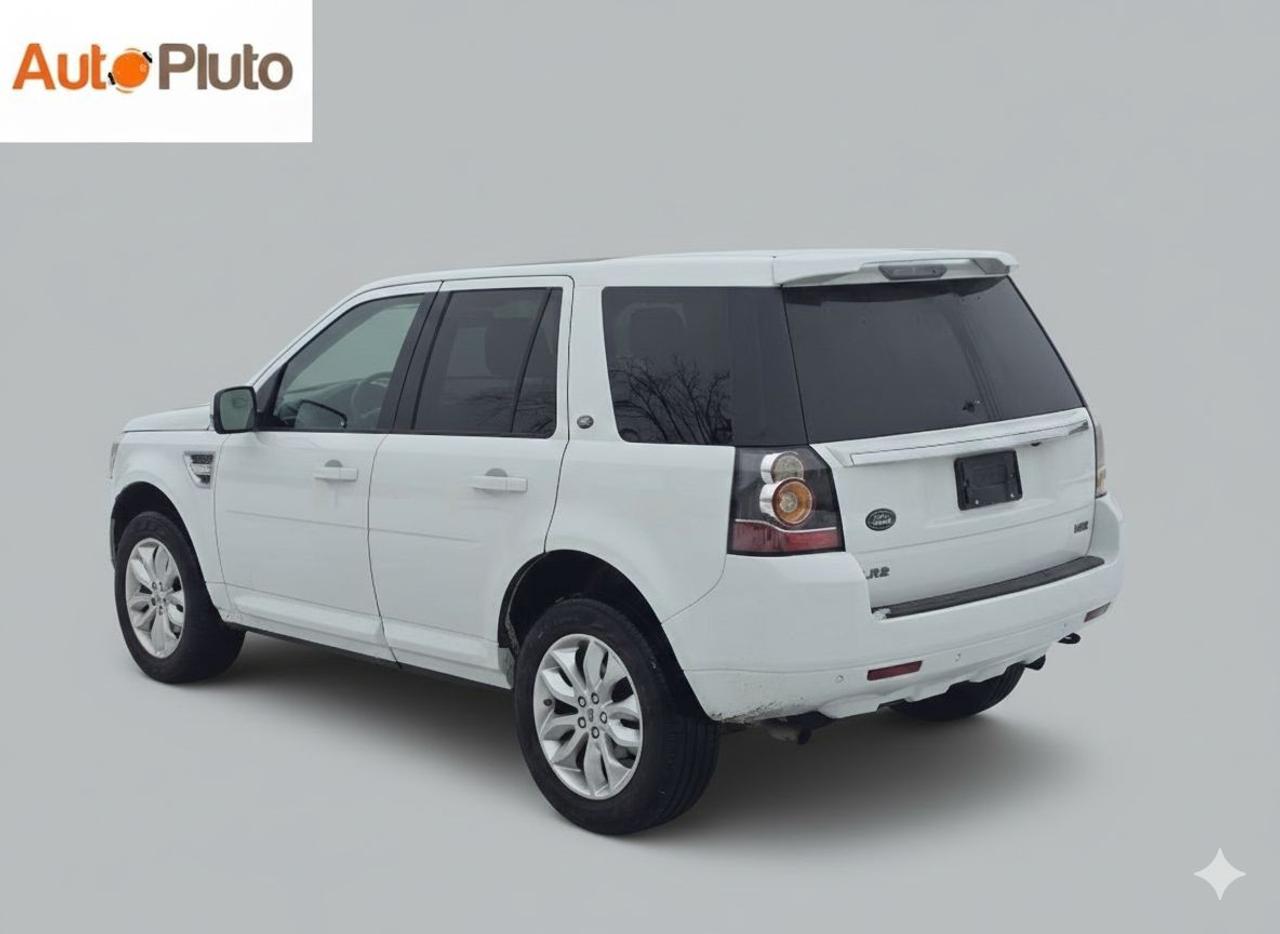 2014 Land Rover LR2 AWD 4dr HSE Photo