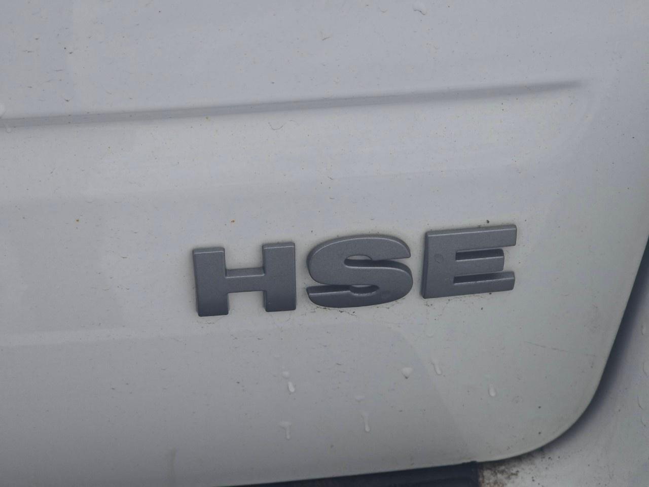 2014 Land Rover LR2 AWD 4dr HSE Photo