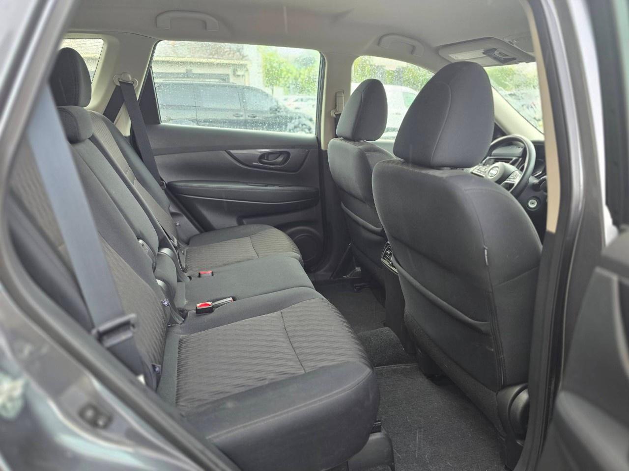 2019 Nissan Rogue AWD SV Photo